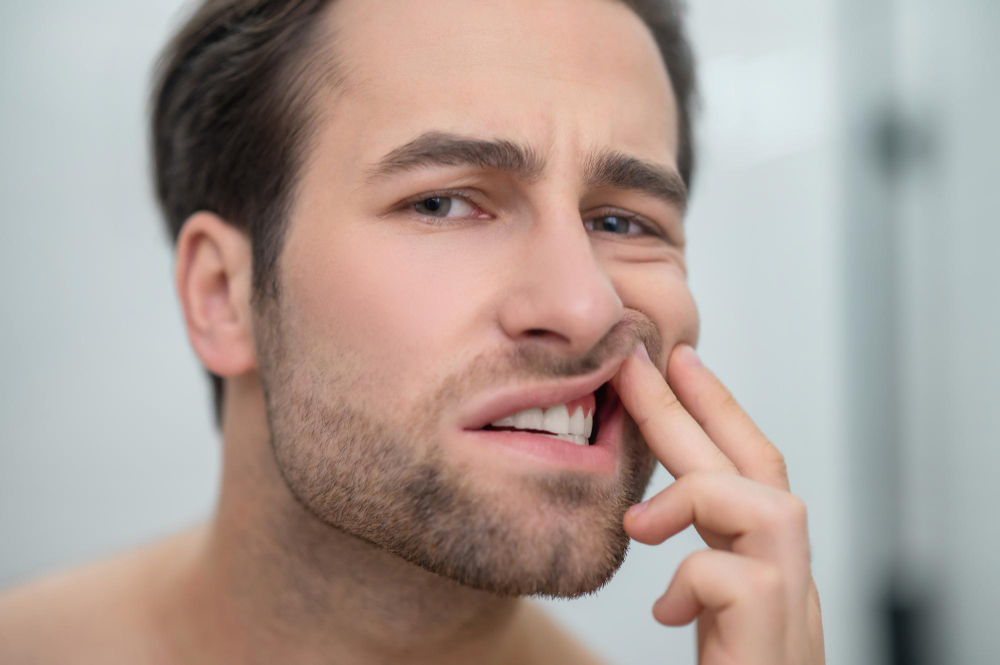 bleeding gums​