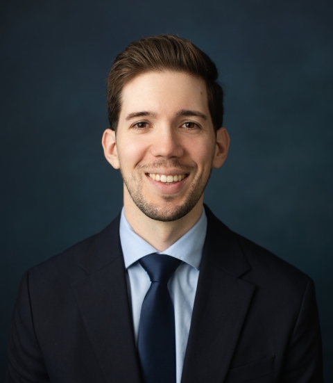 Dr Stratos Periodontist